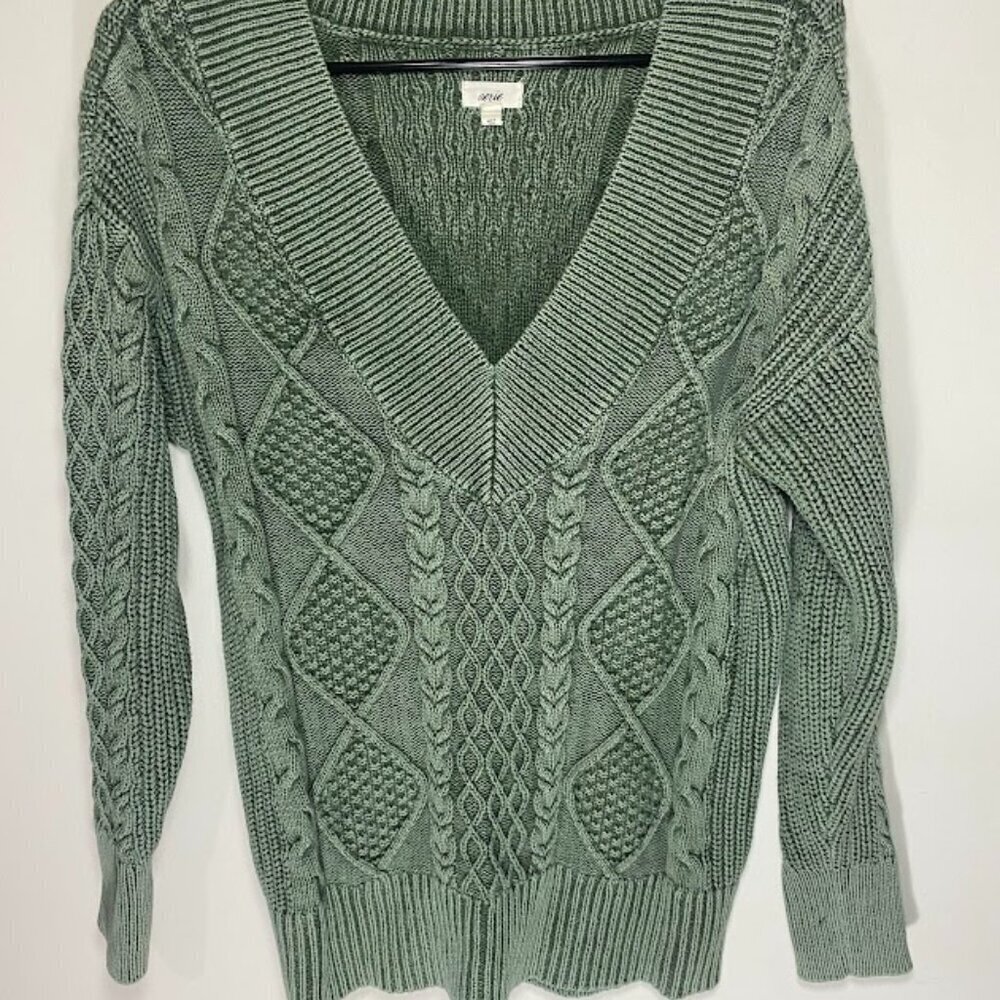 Aerie Sage Green V-Neck Cable Knit Sweater